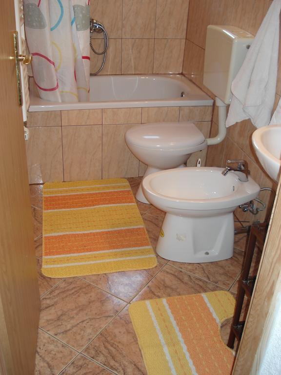 Apartment Blaza Senj  Værelse billede