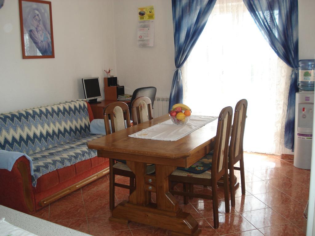 Apartment Blaza Senj  Værelse billede